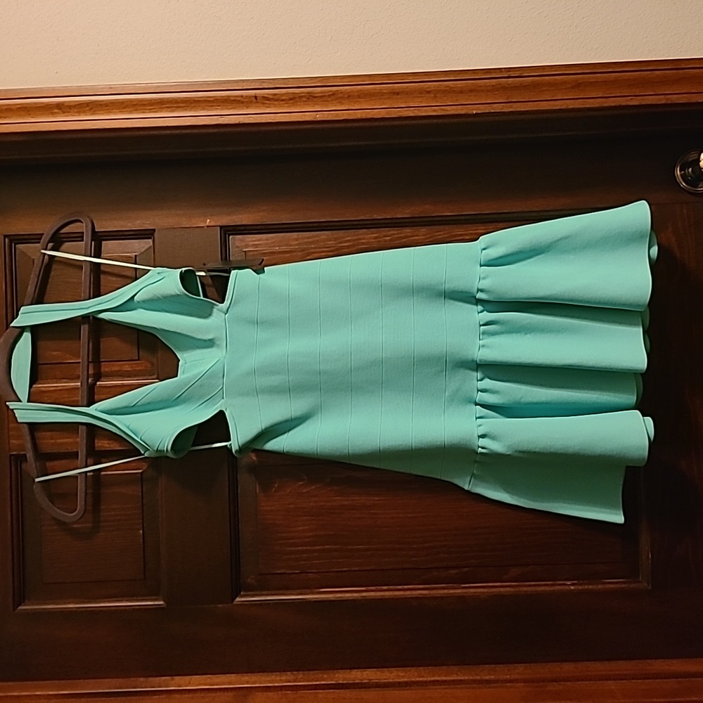 Green Pop  Mirage cut out dress